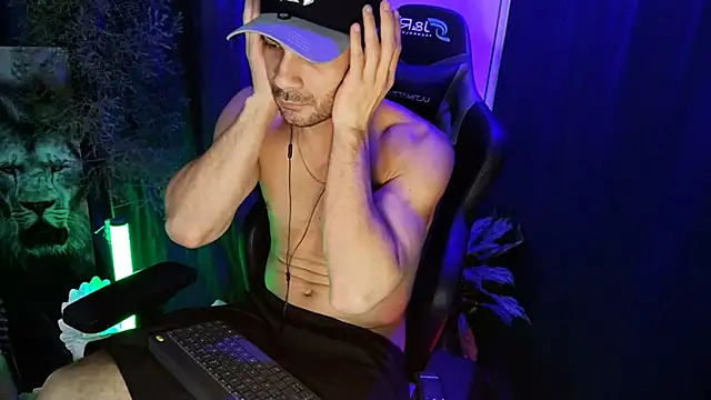 sexyboycolombi4 online show from March 14, 2025, 3:15 am