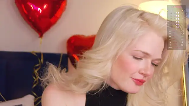 MilaDemies online show from December 28, 2024, 6:17 am