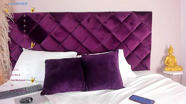 EmmilyCollson online show from March 4, 2025, 5:34 pm