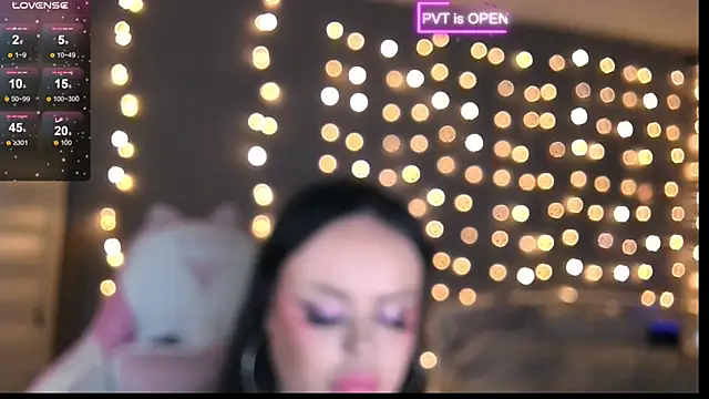 Snapshot of og_maddison chatting on February 14, 2025, 6:29 pm og maddison online show from February 14, 2025, 6:29 pm