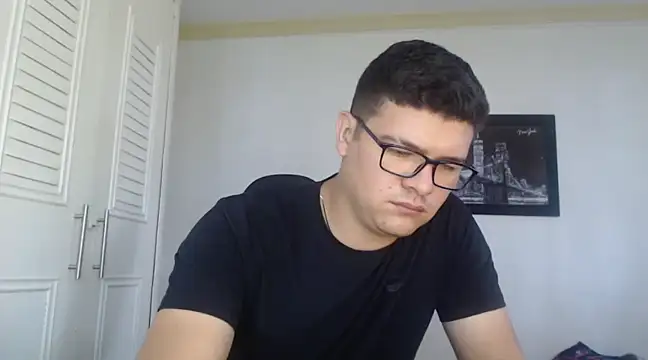 Plug Control online show from January 31, 2025, 2:07 pm