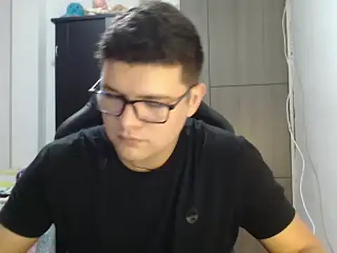 Plug Control online show from February 28, 2025, 6:20 pm