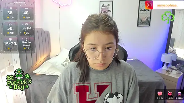 Amy joones online show from March 18, 2025, 1:42 pm