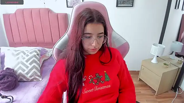 Amy joones online show from December 20, 2025, 3:08 pm