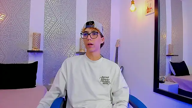 Nikolay Gregori online show from January 6, 2025, 4:26 am