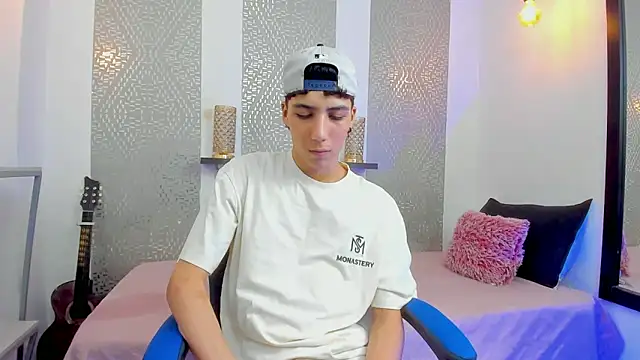 Nikolay Gregori online show from February 6, 2025, 7:13 am