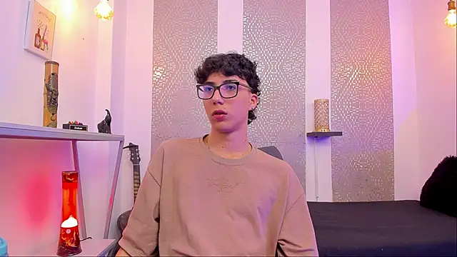 Nikolay Gregori online show from September 18, 2025, 4:25 am