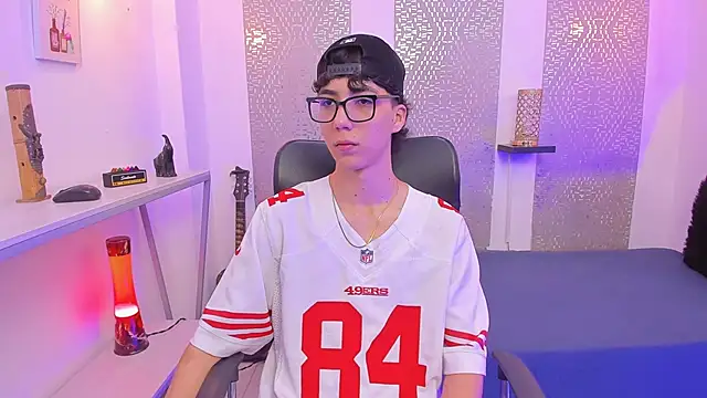 Nikolay Gregori online show from October 5, 2025, 4:33 am