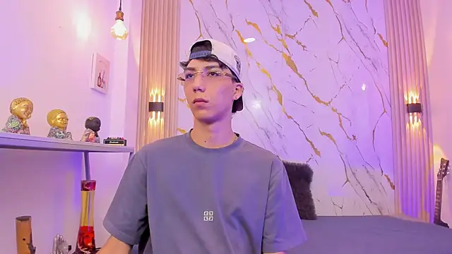 Nikolay Gregori online show from April 5, 2026, 4:20 am