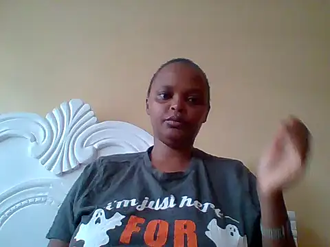 Sexxy-Shie online show from October 10, 2025, 6:56 am