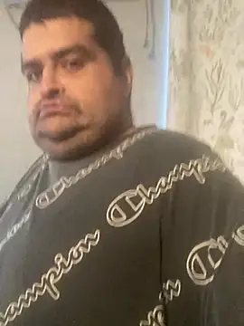 Miguel16i online show from December 5, 2024, 4:12 pm