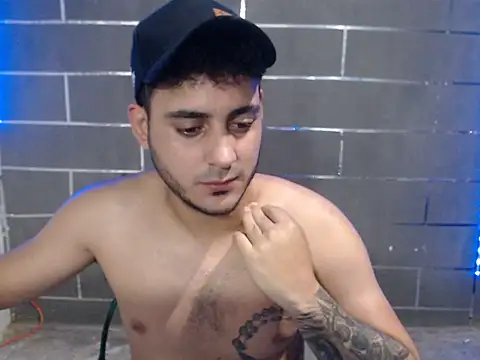 Snapshot of xxxxhotxoxo chatting on June 4, 2026, 4:57 pm xxxxhotxoxo online show from June 4, 2026, 4:57 pm