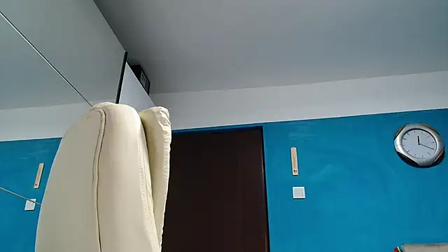 Magnificmuscles89 online show from October 9, 2025, 9:24 pm