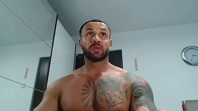 Magnificmuscles89 online show from April 26, 2026, 10:07 pm