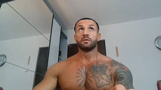 Magnificmuscles89 online show from June 11, 2026, 10:19 pm