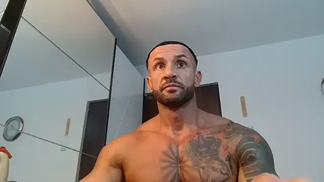 Magnificmuscles89 online show from July 16, 2026, 10:38 pm