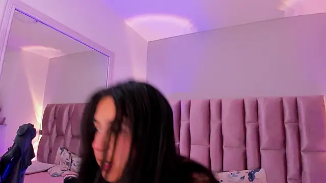 NikyBrookss online show from September 14, 2025, 12:37 pm