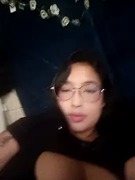 Snapshot of kitty_roouse chatting on May 5, 2026, 4:48 pm kitty roouse online show from May 5, 2026, 4:48 pm