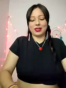 Snapshot of kristal_ktl chatting on June 7, 2026, 1:32 am kristal ktl online show from June 7, 2026, 1:32 am