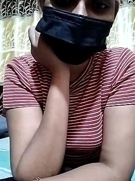 SLZAARA online show from December 3, 2024, 4:14 am