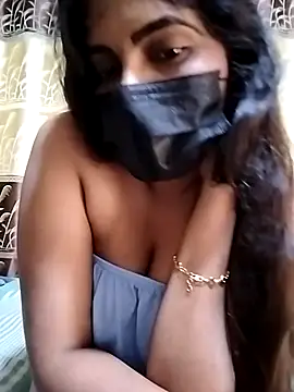 SLZAARA online show from December 10, 2024, 3:12 pm