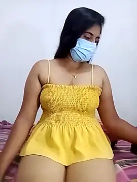 SLZAARA online show from September 24, 2025, 8:12 pm