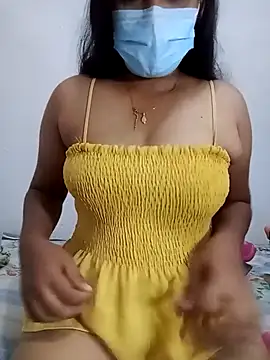 SLZAARA online show from September 30, 2025, 8:03 pm