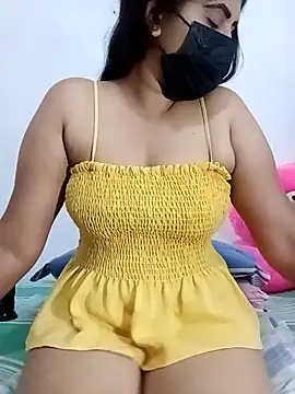 SLZAARA online show from October 28, 2025, 8:11 pm