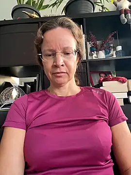 AnnikaRose online show from October 2, 2025, 5:58 am