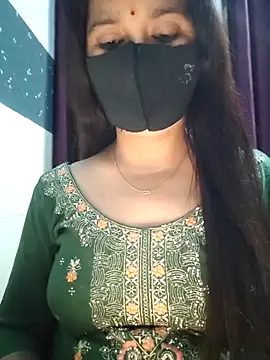 Aishwaryaa 69 online show from February 14, 2025, 6:45 am