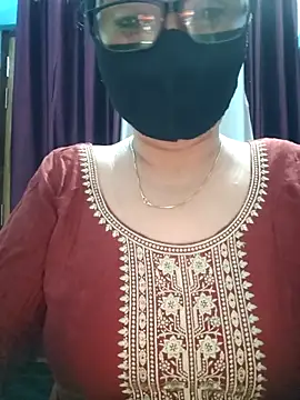 Aishwaryaa 69 online show from October 3, 2025, 3:47 am