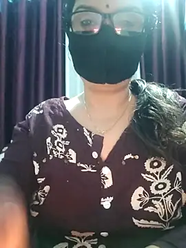 Aishwaryaa 69 online show from October 11, 2025, 4:16 pm