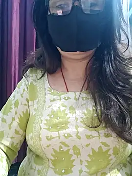 Aishwaryaa 69 online show from February 18, 2026, 8:21 am