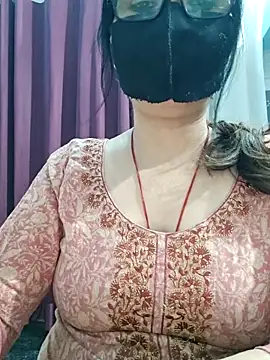 Aishwaryaa 69 online show from April 4, 2026, 3:20 pm