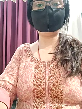 Aishwaryaa 69 online show from May 27, 2026, 1:13 am