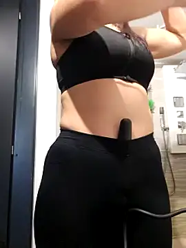 Kitty Doll69 online show from December 13, 2024, 9:13 am