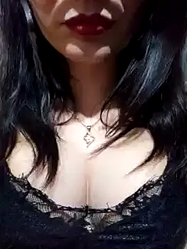 Kitty Doll69 online show from January 5, 2025, 5:51 pm