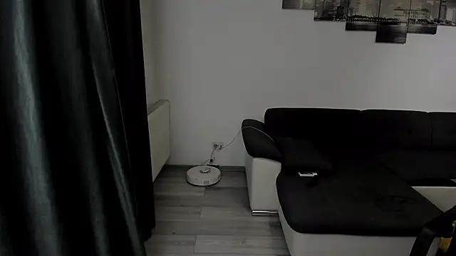 Richarddarell1 online show from October 6, 2025, 4:43 am