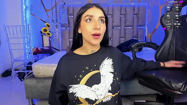 Leiaa  online show from January 5, 2025, 9:05 am