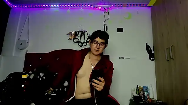 Sweet-Suck69 online show from January 7, 2025, 2:31 am