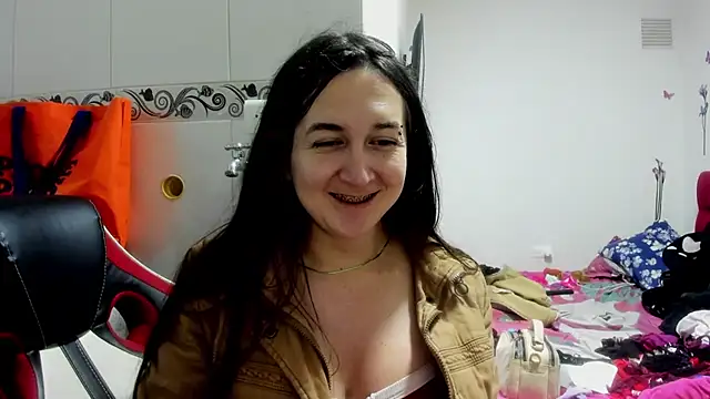 Sweet-Suck69 online show from May 29, 2026, 7:23 pm