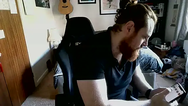 Hairy Guy30 online show from November 8, 2025, 12:49 pm