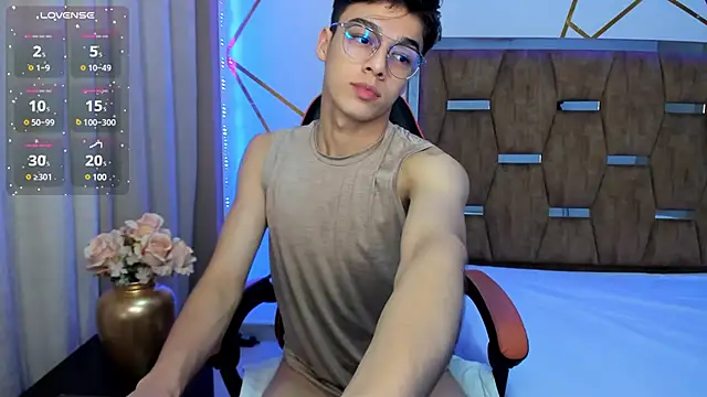 Gerony  online show from March 12, 2025, 4:51 am