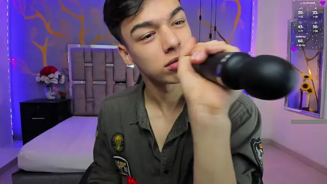 Gerony  online show from March 23, 2025, 5:32 am