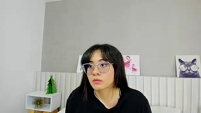 naughtylesbians   online show from December 29, 2024, 10:36 pm