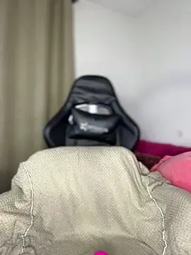 Miaa love6969 online show from October 4, 2025, 12:08 am