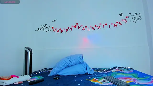 ayheleensexygirl1 online show from February 15, 2025, 8:33 pm