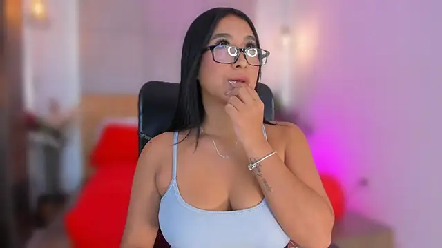 BellaHarllow online show from February 23, 2026, 7:55 pm