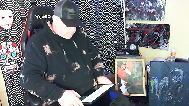 Mic Oxinner online show from October 3, 2025, 6:49 pm