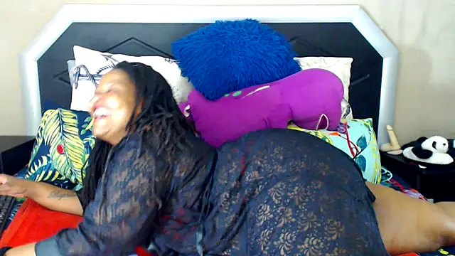 Snapshot of Bulkyyass chatting on March 6, 2025, 10:36 pm Bulkyyass online show from March 6, 2025, 10:36 pm